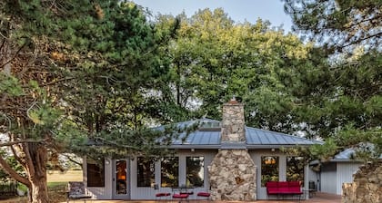 Across From the Beach! (ECL)