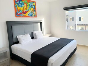 2 dormitorios, tabla de planchar con plancha, wifi gratis y ropa de cama