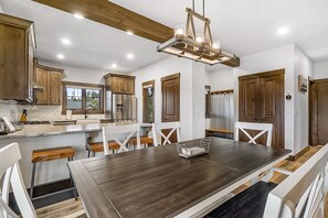 تناول الطعام