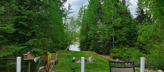 Still Cove Cabin, Lakefront Serenity