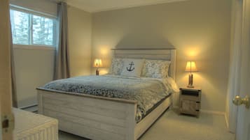 3 bedrooms, WiFi, bed sheets