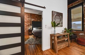 1 Schlafzimmer, Bügeleisen/Bügelbrett, Reisekinderbett, kostenloses WLAN