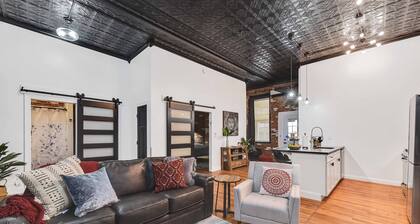 A Cleveland Modern and Historic Apartment Unit 105