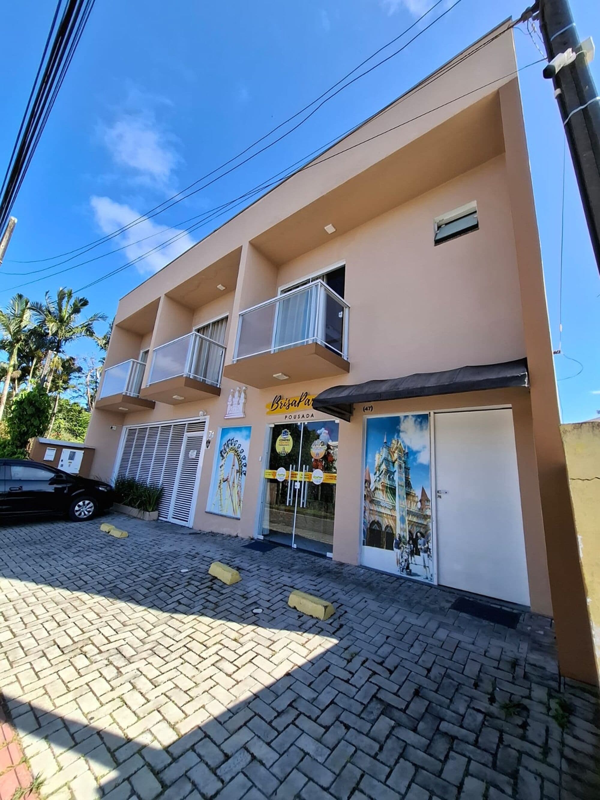 المنشأة من الخارج