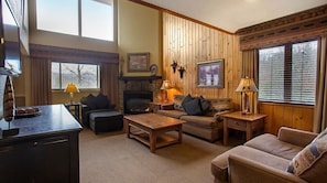 Flat-screen TV, fireplace