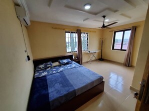 1 bedroom, iron/ironing board