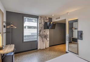 Desk, free WiFi, bed sheets - B&B HOTEL Bordeaux Bassins à flot (Bordeaux)