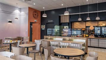 Daily buffet breakfast for a fee