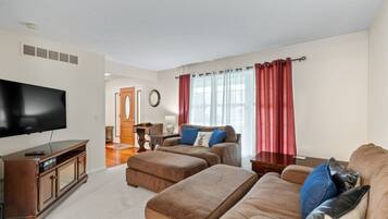 Televisie en een open haard