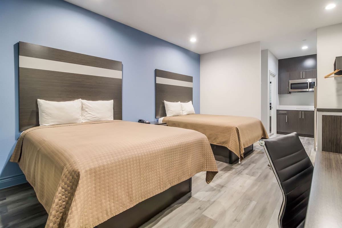 Premium bedding, down duvets, pillow-top beds, desk