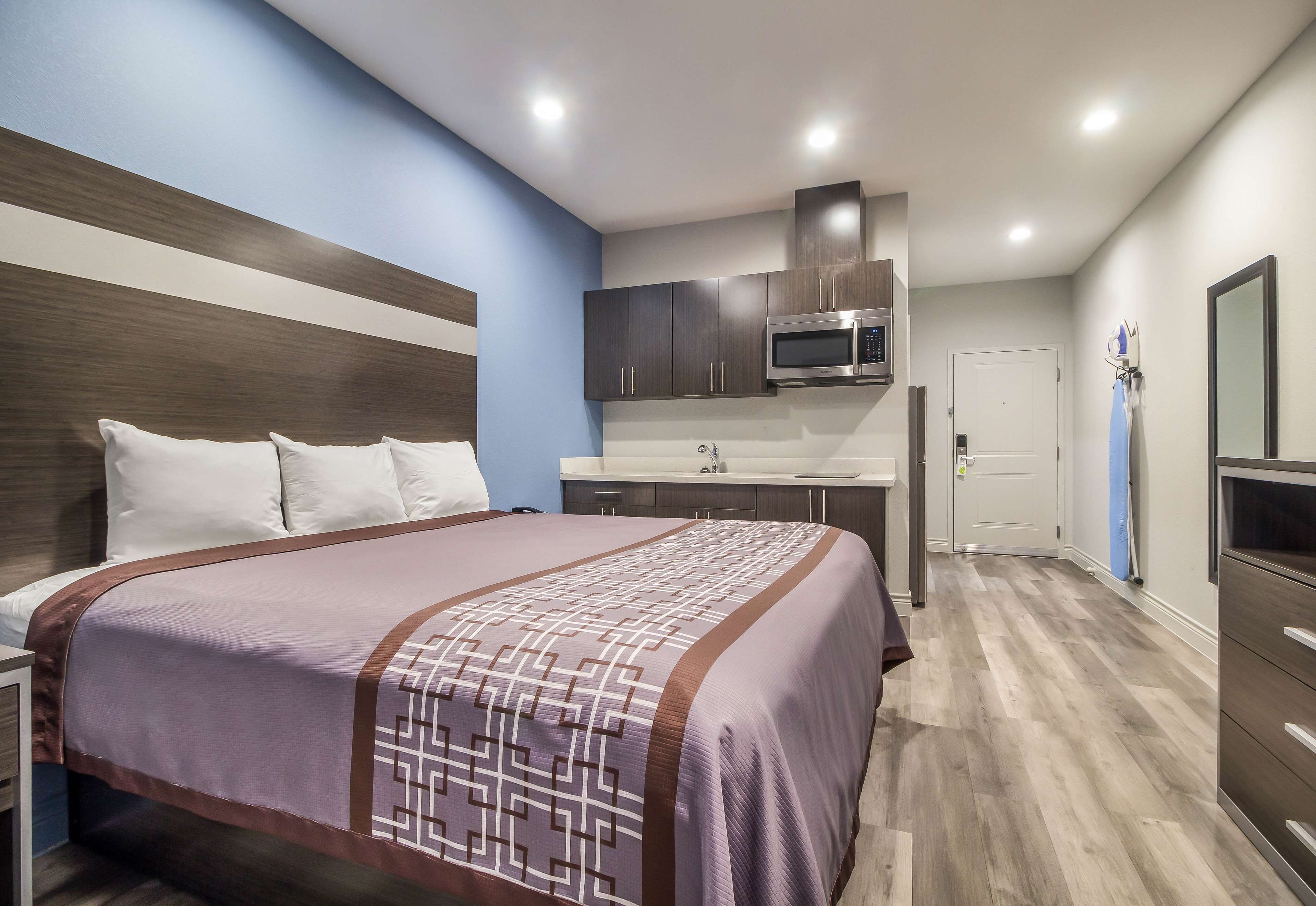 Premium bedding, down comforters, pillowtop beds, desk