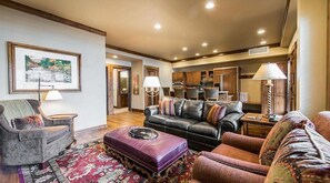 Flat-screen TV, fireplace