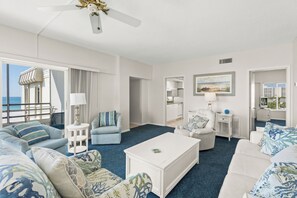 Smart-TV, Tischfußball, Tischtennisplatte