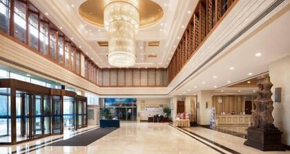 Blue Horizon Jun Hua Hotel