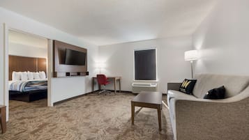 Suite, 1 King Bed, Non Smoking, Refrigerator & Microwave (with Sofabed)