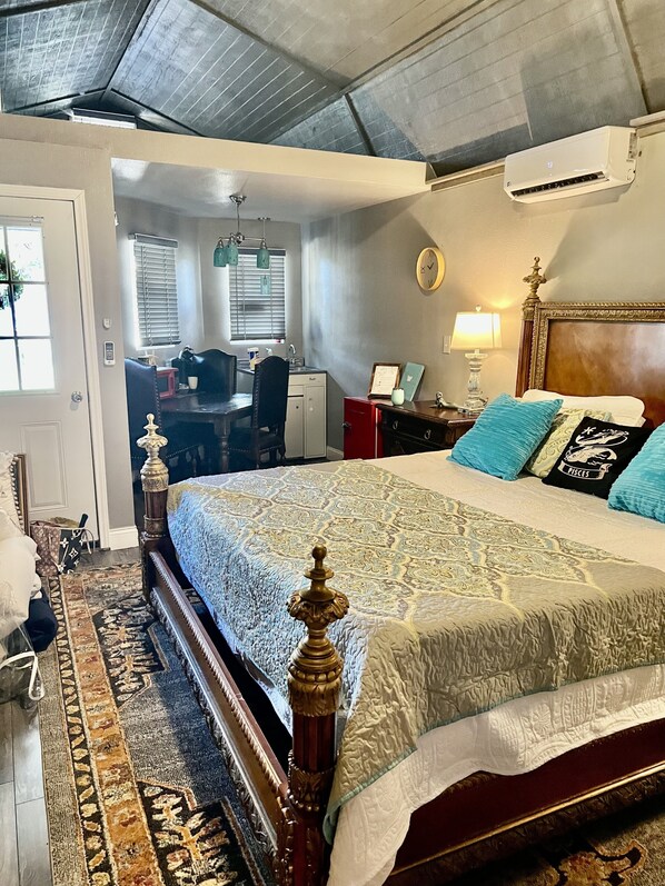 2 bedrooms, bed sheets