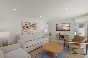 智能电视、桌上足球、乒乓球、书