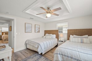 2 chambres, fer et planche à repasser, Wi-Fi, draps fournis