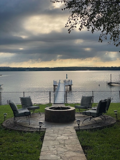 Private Lake House on Eagle Mountain Lake