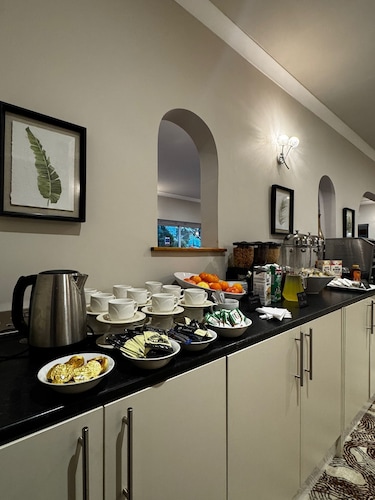 The Prince Of Wales Hotel