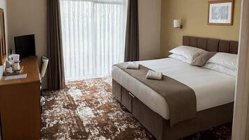 1 bedroom, hypo-allergenic bedding, individually decorated