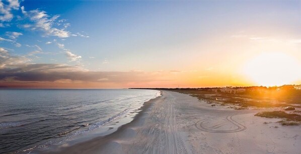 Sun loungers - "A Wave From It All" 4 bd-2bth, Port St. Joe Beach (Port St. Joe)