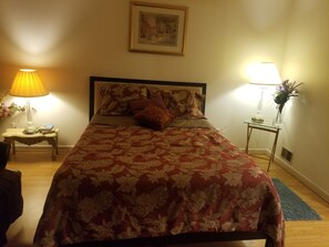 3 Schlafzimmer, Bügeleisen/Bügelbrett, WLAN, Bettwäsche