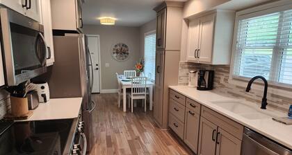 Renovated 3BR/2bath Ranch Near Hospital-Ideal for Families & Medical Stays