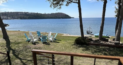 Premier Waterfront Home Downtown Sister Bay