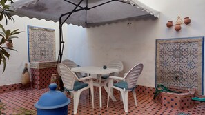 Outdoor dining - Taddart, this is your place; your stay perfectly as you wish. (Témara)