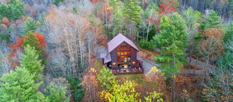 Cozy mountain adventure for all-family, friends and furry pups!