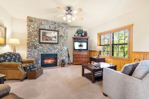 Smart TV, fireplace, DVD player