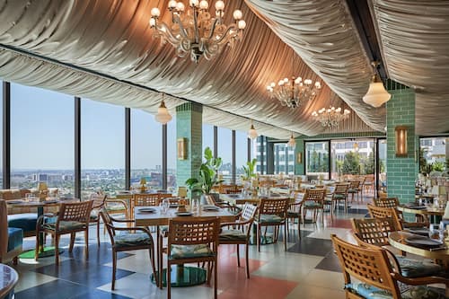 2 Restaurants, Frühstück