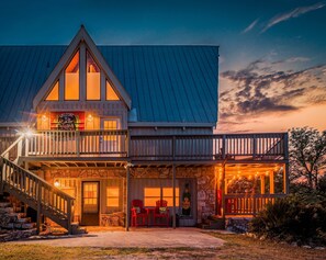 Exterior - Cielo Vista - 5 Bedroom | Pool + Hot Tub + River Access (Ingram)