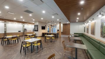 Desayuno continental incluido todos los días