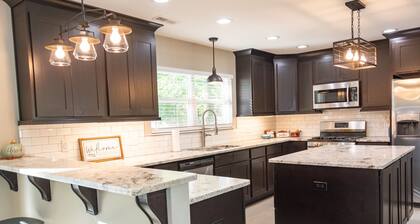 The 1206 in Bentonville.Bike In or Out, Summer and Fall Festivals Available