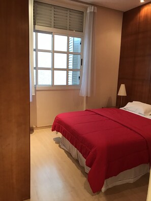 1 bedroom, in-room safe, WiFi, bed sheets - Residential with services 45 meters decorated with living room, suite and kitchen, furnished (RJ)
