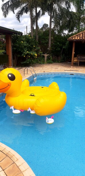 Utomhuspool