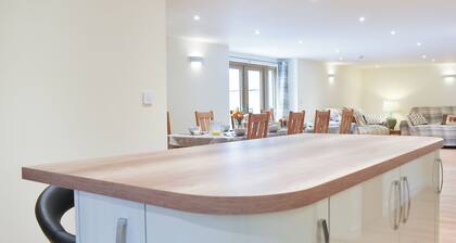 4 bedroom accommodation in Monkokehampton, near Okehampton