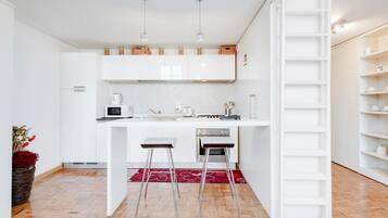 Microwave, oven, stovetop, toaster