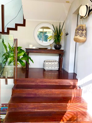 Interior - 'Villa Del Mar' Seaside Escape (Auckland)