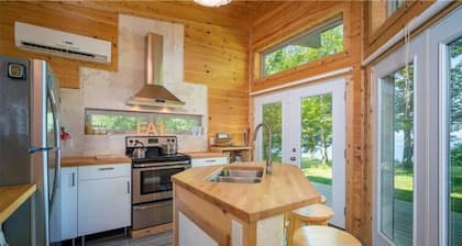 The Sunset Hideaway in Portland, NY