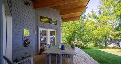 The Sunset Hideaway in Portland, NY