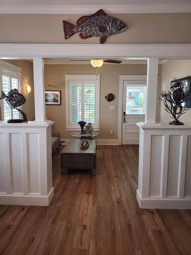 "THE FISHERMAN'S COTTAGE" # 1 DESTINATION Rental in Historic District Mount Dora