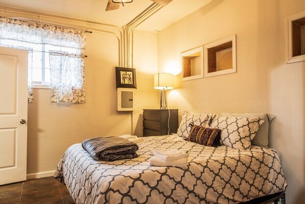Apartment (Cozy Concord One Bedroom) | 1 bedroom, free WiFi - Cozy Concord One Bedroom (Concord)