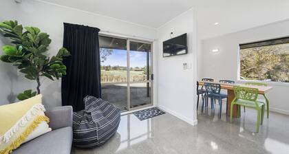 The Bunkhouse - The Lodge Te Horo