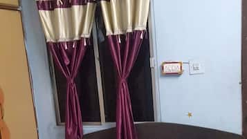2 Schlafzimmer, Bügeleisen/Bügelbrett, WLAN