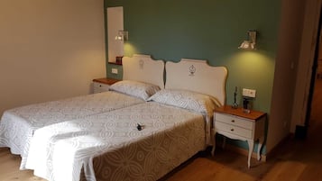 7 dormitorios, tabla de planchar con plancha, wifi y ropa de cama