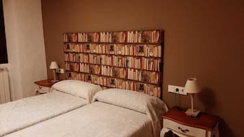 7 slaapkamers, een strijkplank/strijkijzer, wifi, beddengoed