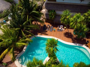 Piscina all'aperto, con ingresso dalle 08:00 alle 20:00, lettini